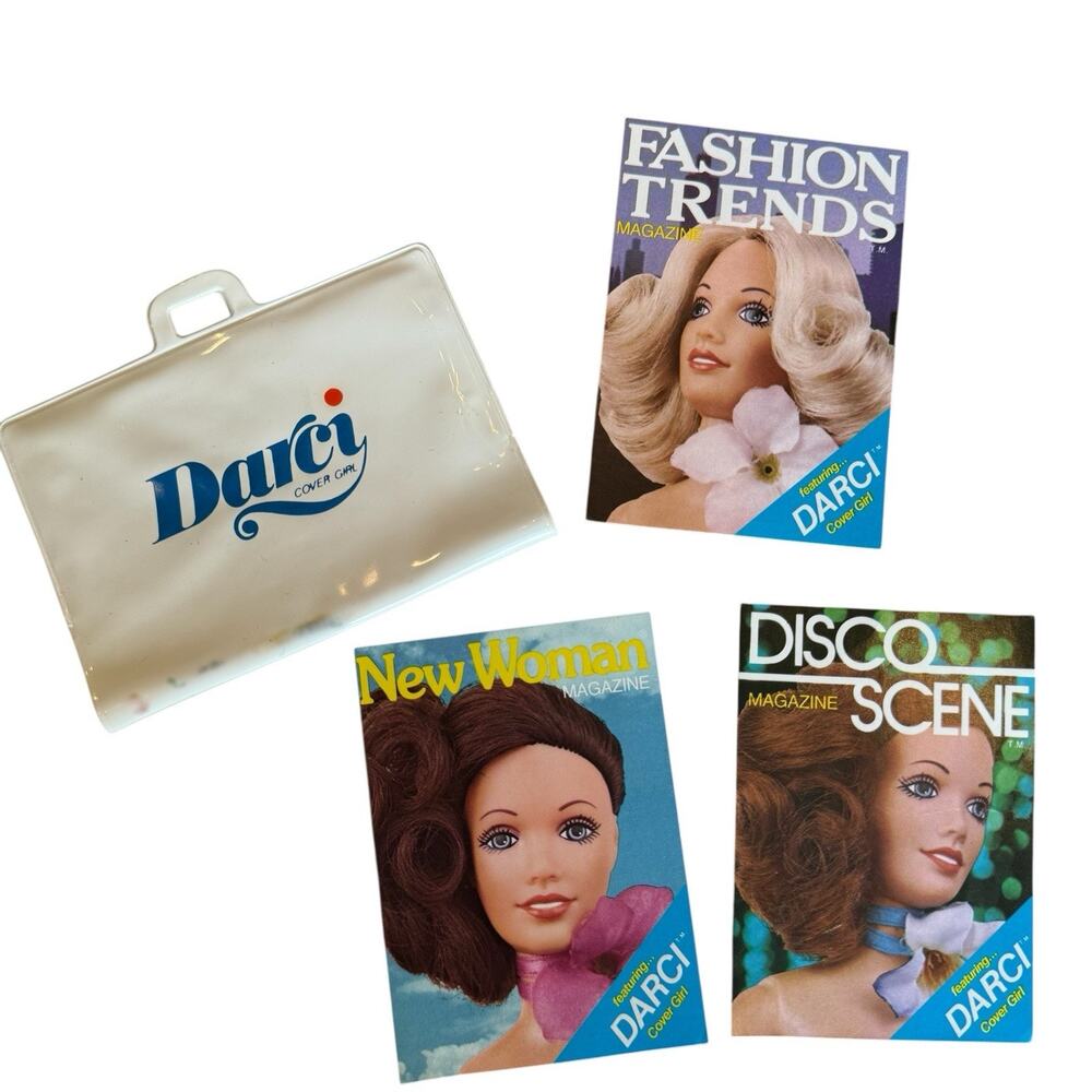 Vintage 1979 Kenner Darci Cover Girl Doll Vinyl Portfolio 3 Magazine Cover Cards